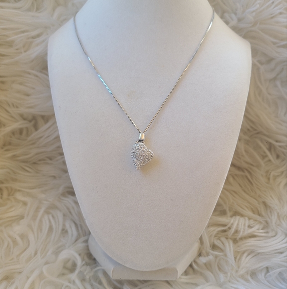 Swarovski Adjustable Heart Pendant Necklace- Good Condition - Picture 1 of 6